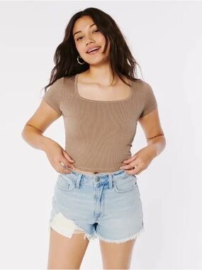 Hollister Seamless Rib Fabric Square-Neck Baby Tee